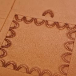 G876 Crescent Shell Geometric